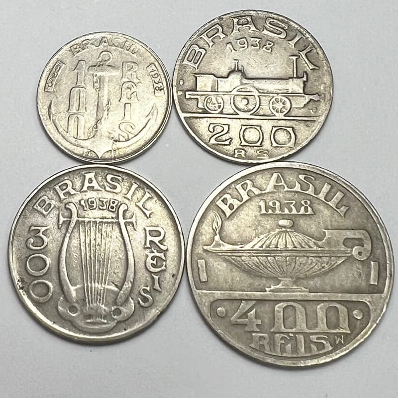Lote 4 Moedas 100 200 300 e 400 Réis de 1938