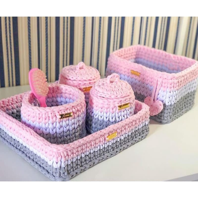 Kit Higiene de bebê 5 peças em Fio de malha de crochê personalizado