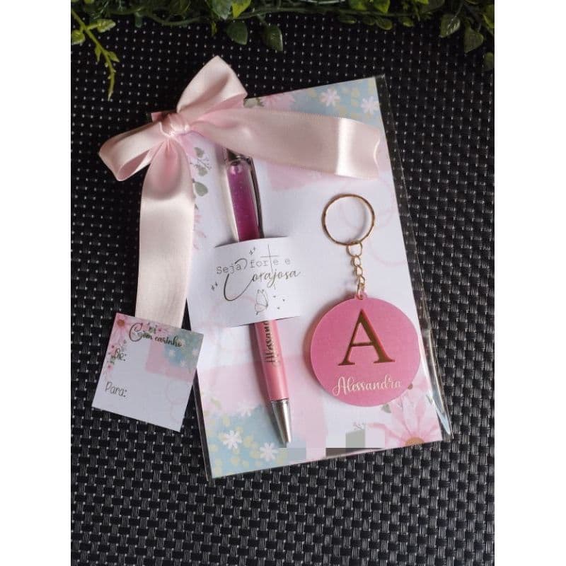 1 (um) Kit Caneta e Chaveiro para presentear PERSONALIZADO