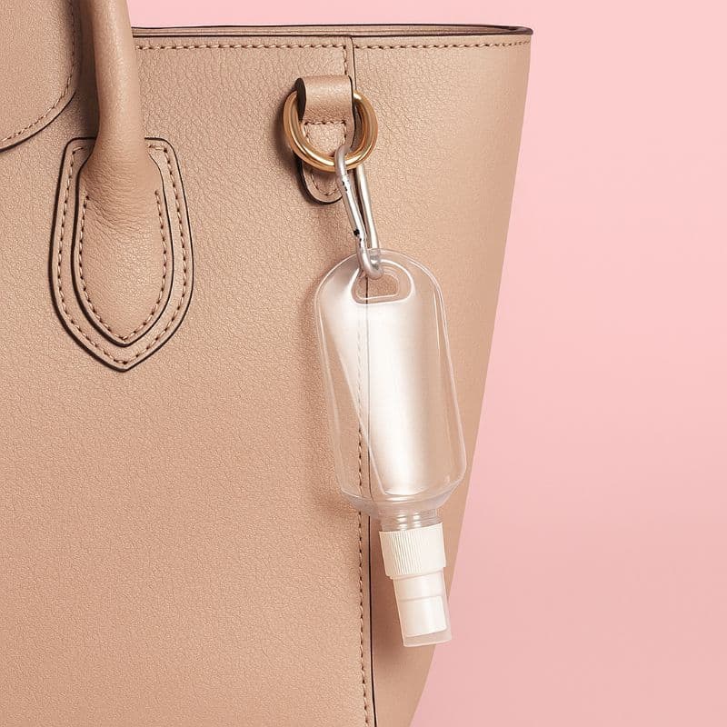 Frasco Spray 100ml Portátil com Mosquetão – Ideal para Álcool, Perfume e Viagem