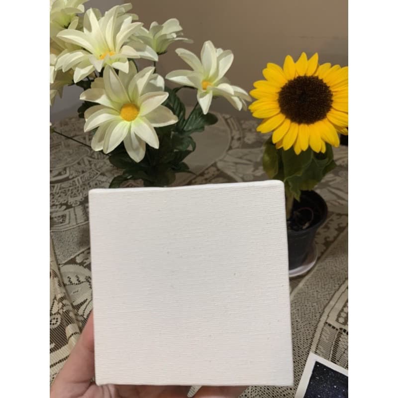 Tela pintura oleo acrílica 10 x 10 cm, grampeada no verso. 10x10