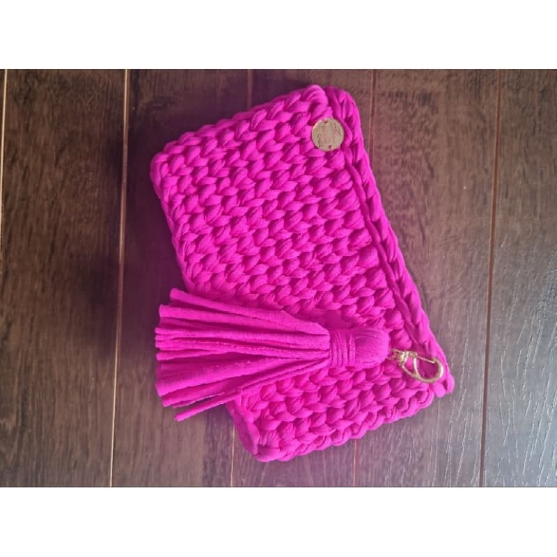 bolsa de mão, carteira em fio de malha. presente de natal