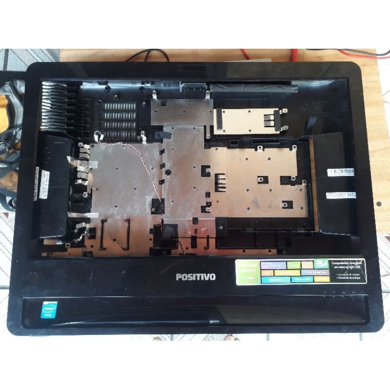 Carcaça do Positivo All in One Union C1000