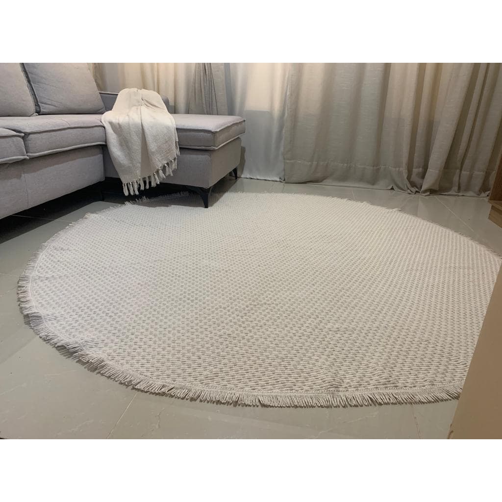 Tapete redondo 100% algodão, muito Macio! Pode ser lavado na máquina.