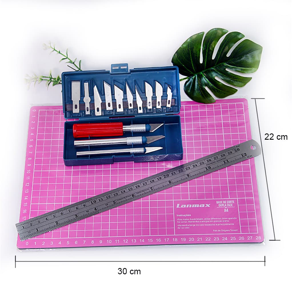 Kit Estilete Bisturi + Base Rosa A4 30x22 + Régua Aço 30 Cm