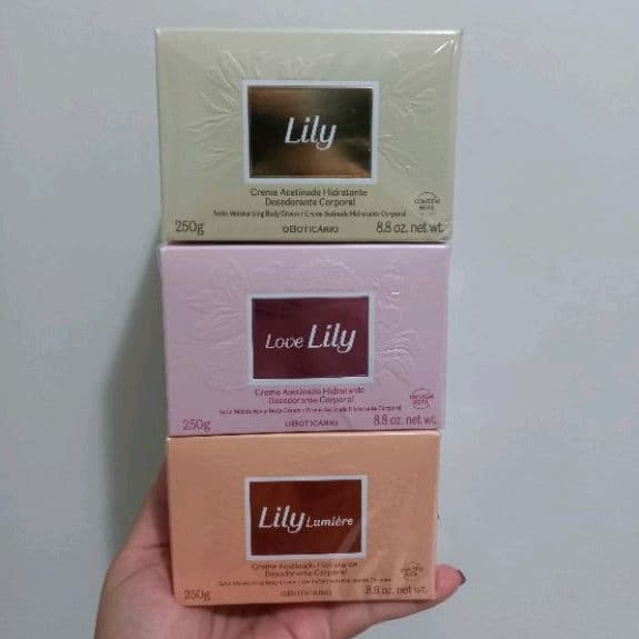 Creme Hidratante Acetinado Lily de O Boticário