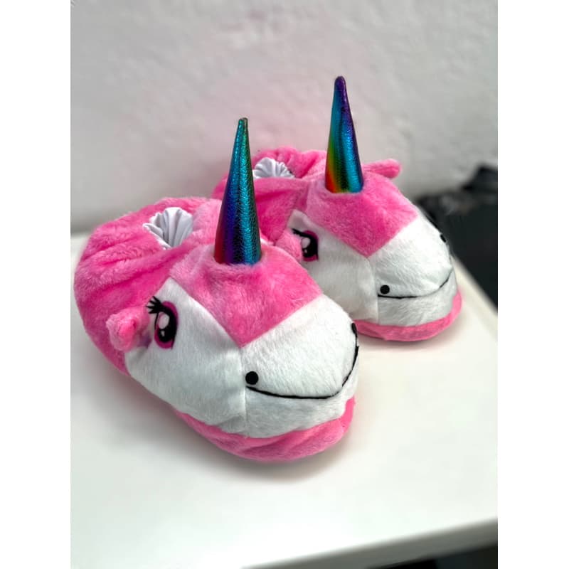 *PROMOÇÃO DE INVERNO* Pantufa Unicórnio Rosa Fabricada A Mão