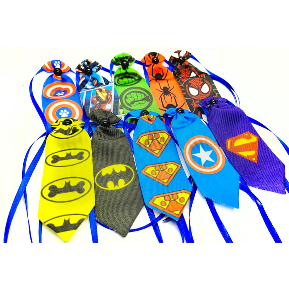50 Gravatas Pet Coleção Heróis Cetim Pet Shop Banho E Tosa Laços