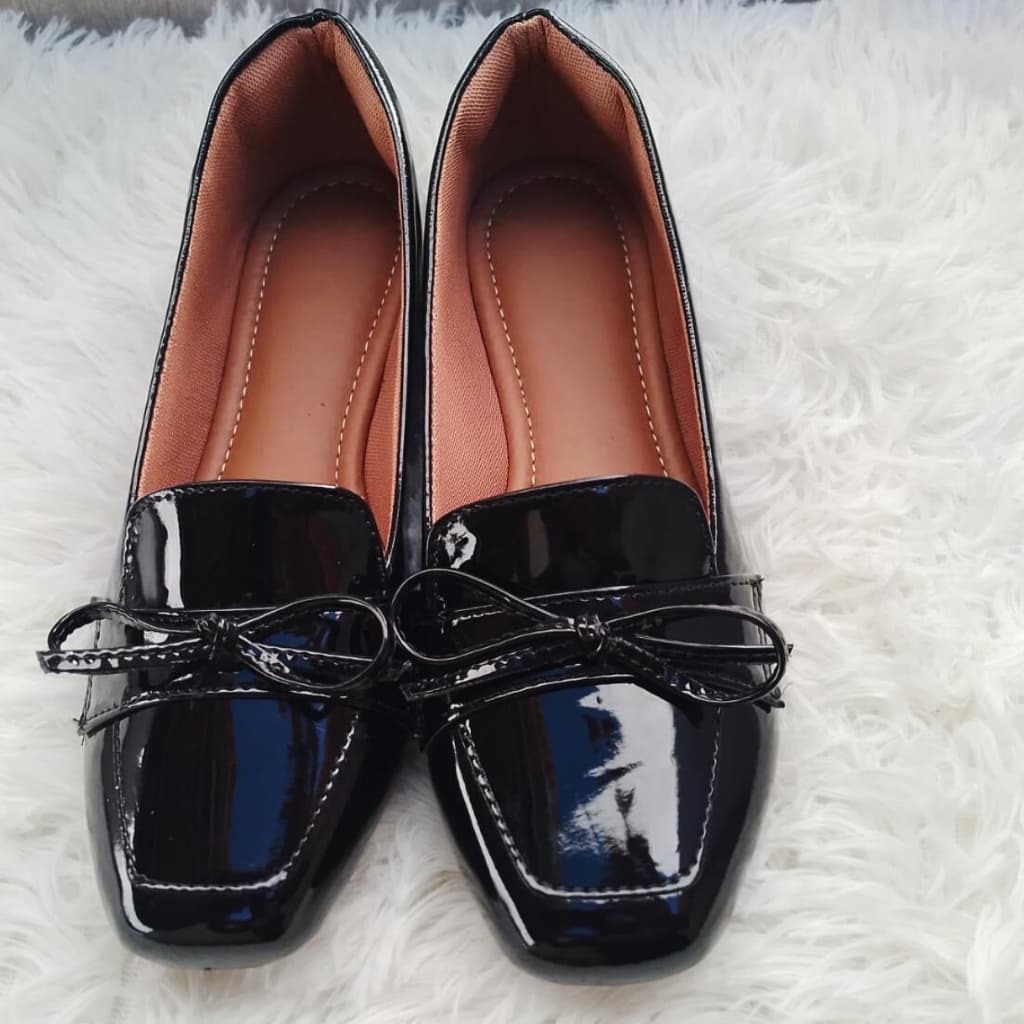 Sapatilha Bico Quadrado Verniz Feminina Confortável Mocassim Casual