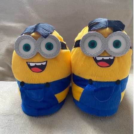 promoção Linda pantufa miinion unissex Azul