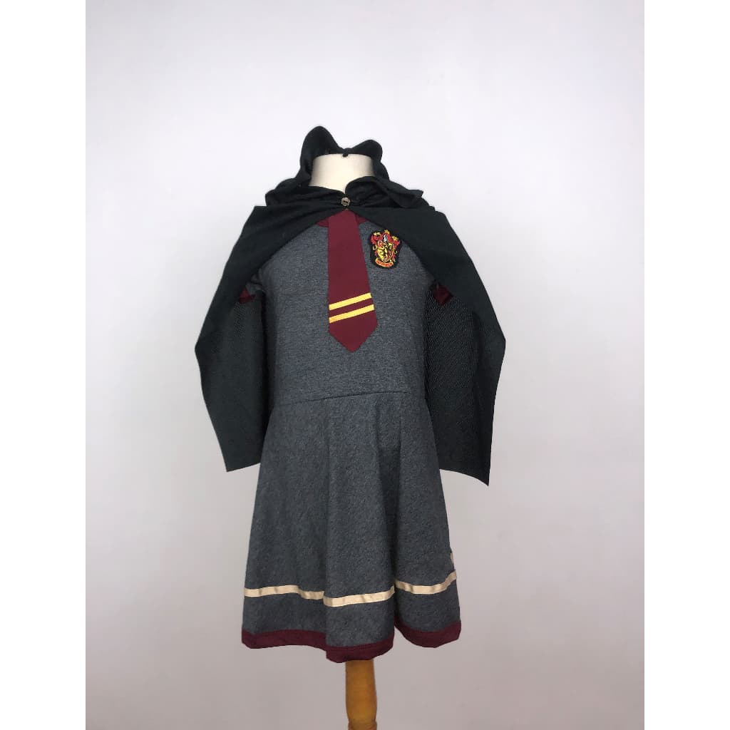 Fantasia HARRY POTTER com capa, gravata, varinha e vestido 100% ALGODÃO