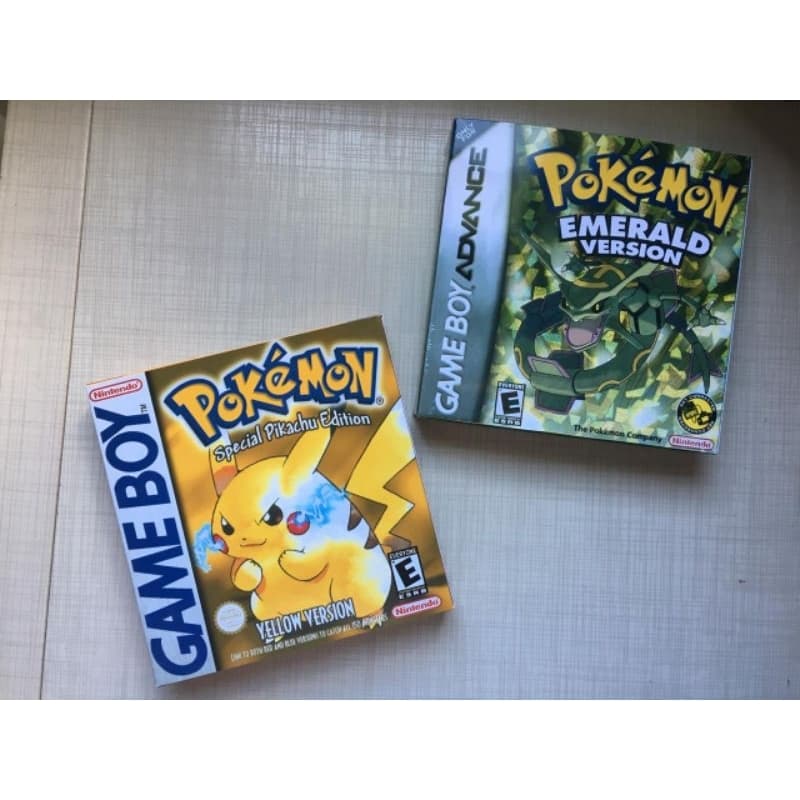 caixa repro emerald holográfico + 3 caixa gameboy a escolher