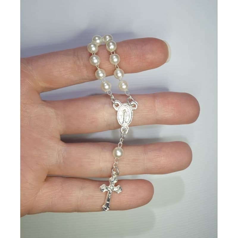 Mini terço pérola para lembrancinha/Amigurumi