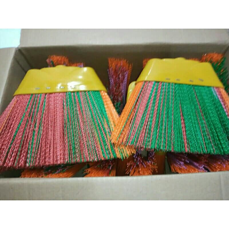 VASSOURA NYLON  - 6 UNIDADES SEM CABOS - PROMOÇÃO POR TEMPO INDETERMINADO.