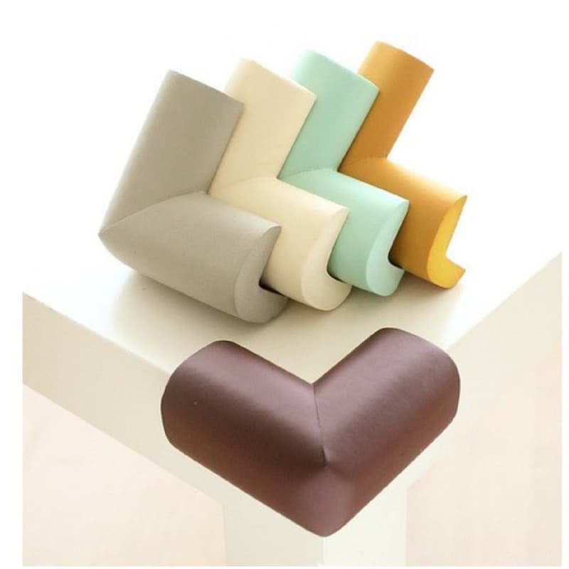 Protetor De Quina Espuma Com 4 Peças Para Canto Mesa Móveis Adesivos Multiuso SA83750