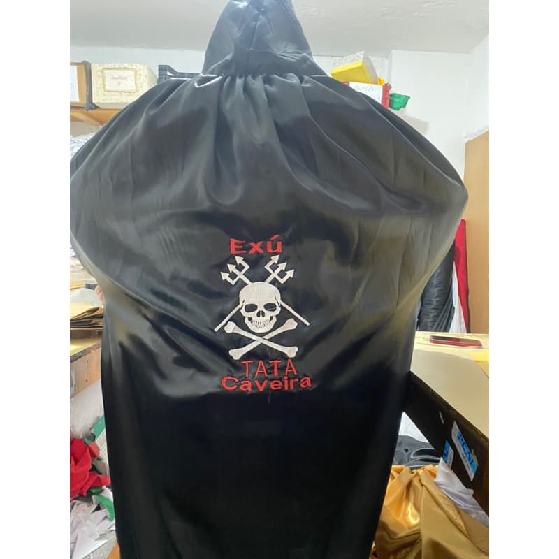 Capa de Exu / Tata caveira ponto riscado bordado umbanda candomblé