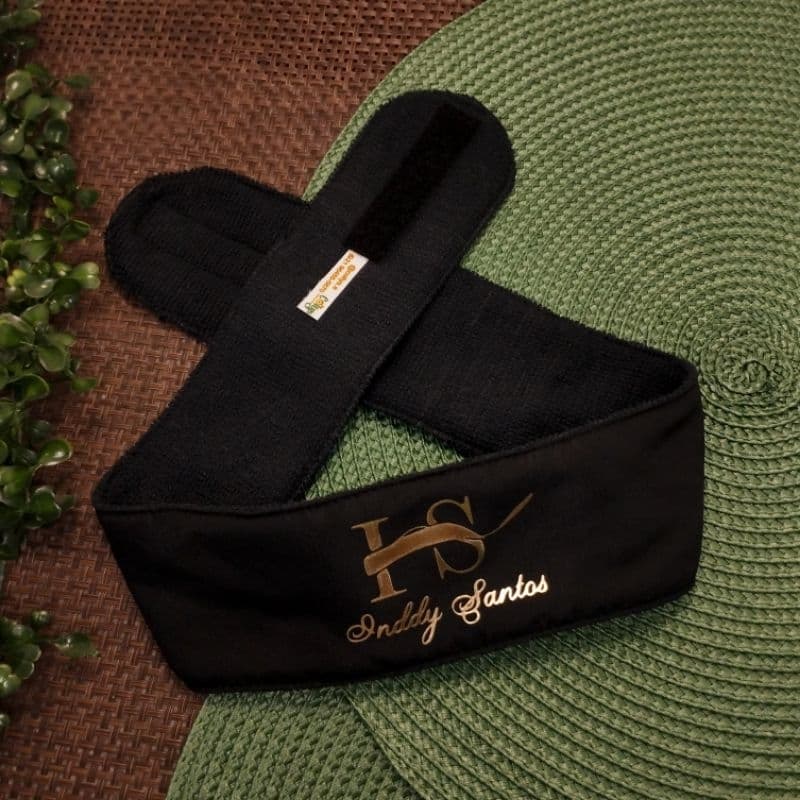 Faixa  Premium personalizada com aplicação de nome ou logomarca.(1 und)