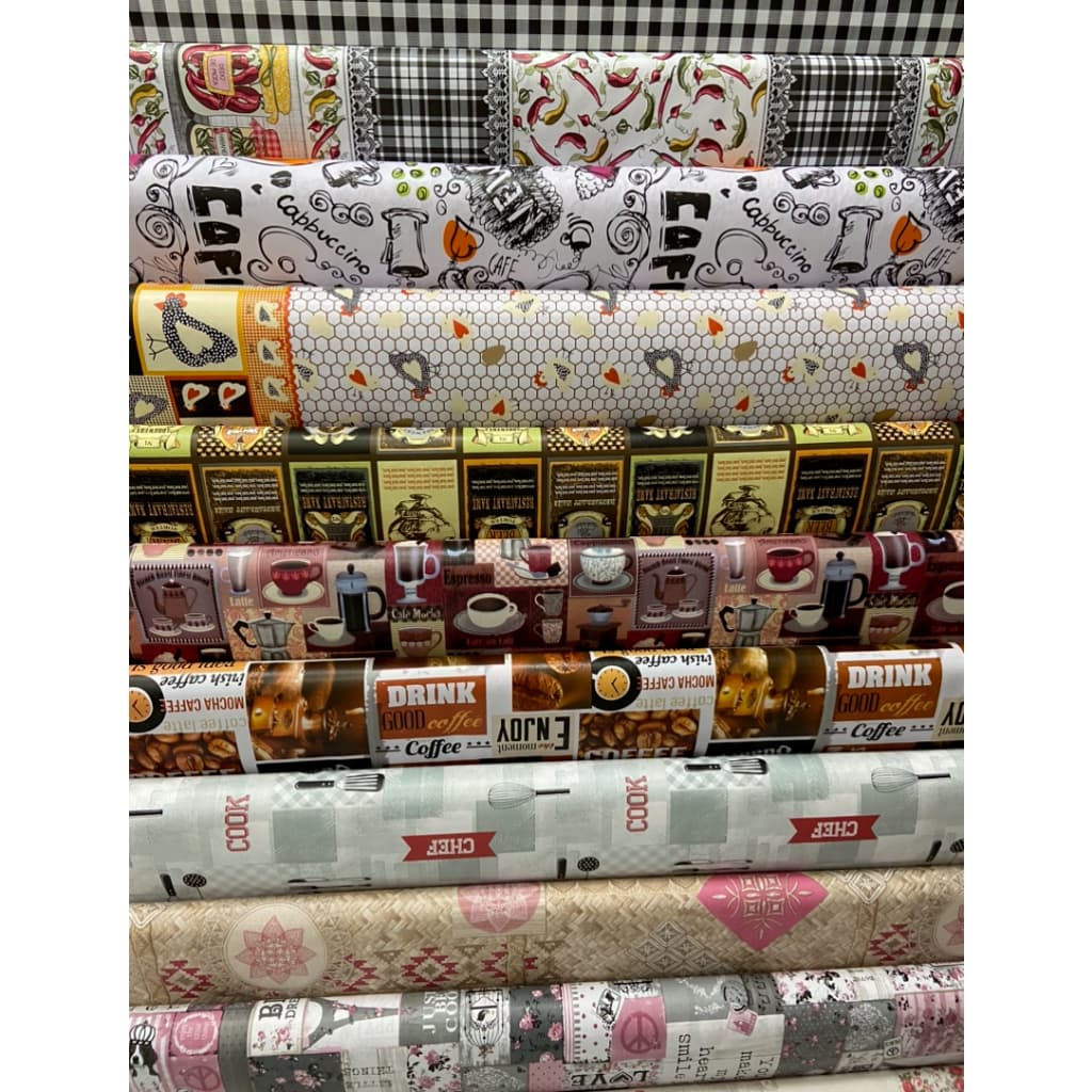 Tolha De Mesa Térmica Impermeável Para 4 Cadeiras 1,00m x 1,40m