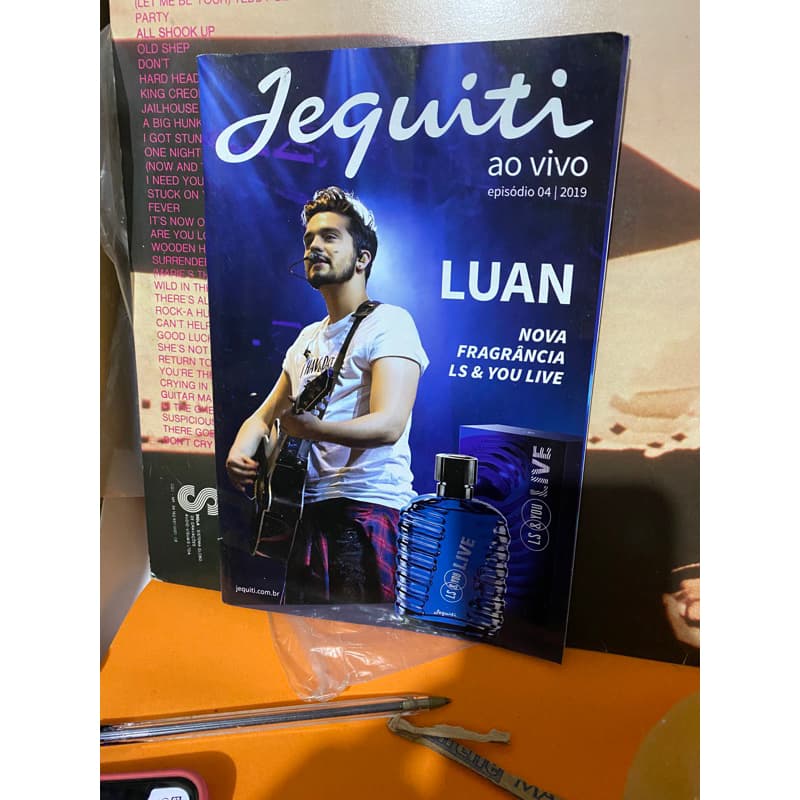 revista Jequiti com Luan santana na capa