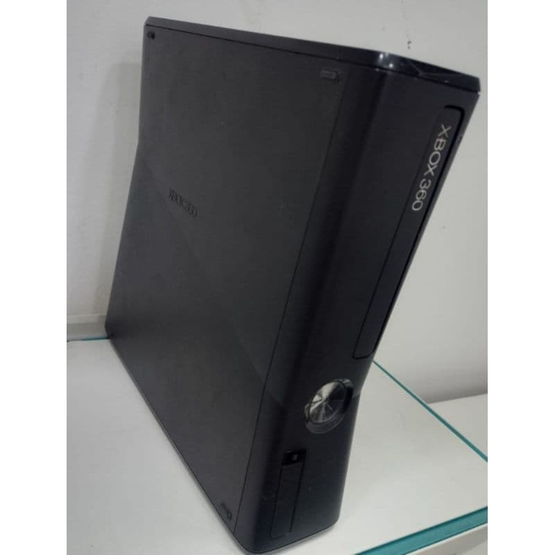 XBOX 360 DESBLOQUEIO RGH OU LTU SEM CONTROLE SEM HD OU JOGOS SEM FONTE E SEM CABOS COM NOTA FISCAL.