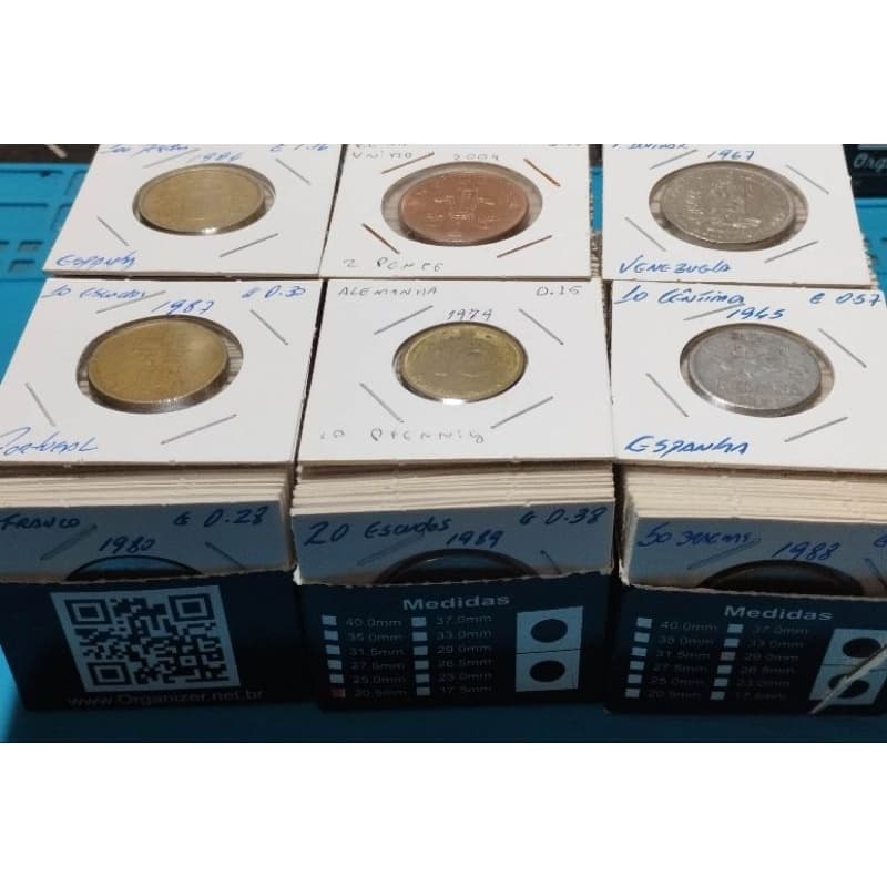 set c 10 moedas de Paises diferentes obs Paises aleatorios