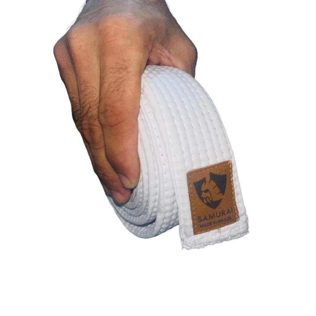 faixa branca de artes marciais judo, karate, taekwondo, kvramaga, kickboxing, aikido, hapkido