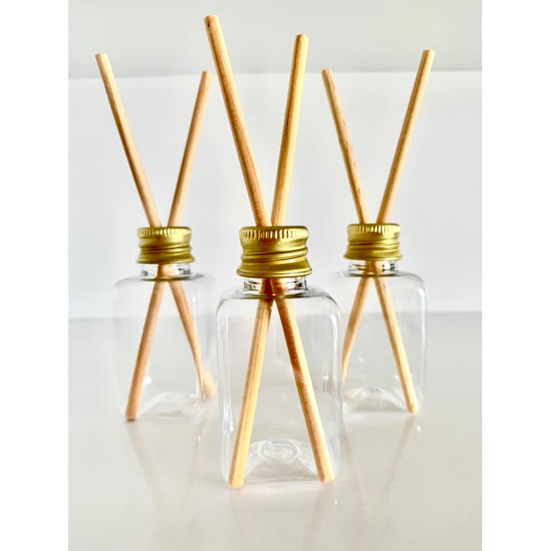 100 Frascos Pets Quadradinhos com tampa de metal e varetas