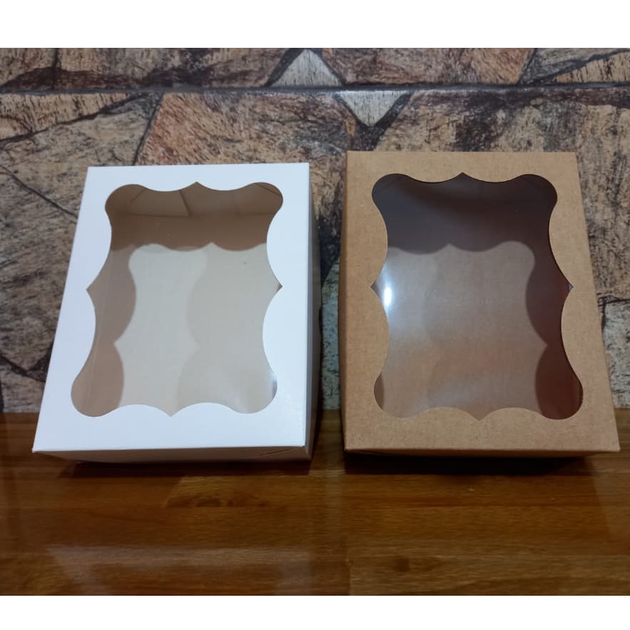 20 Caixas Classic com Visor 19x15x5,5 cm. Tampa e Fundo Conjugados