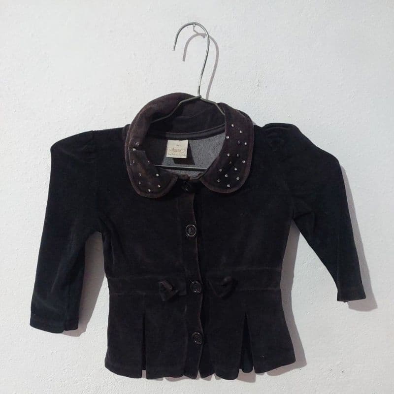 Casaco preto infantil usado tamanho  M/1