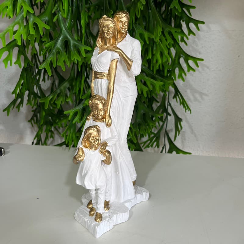 Escultura Estátua Família Regis Pai Mãe Menino Menina - Família Com Casal De Filhos Decoração Casa