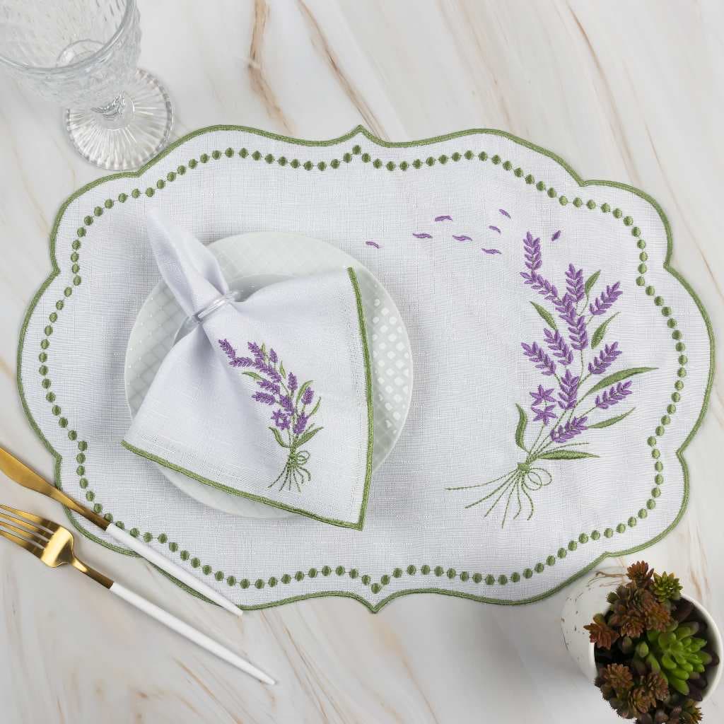 Kit Jogo Americano 12 peças com 6 Sousplat Bordado (50cm x 35cm) e 6 Guardanapos (35cm x 35cm)