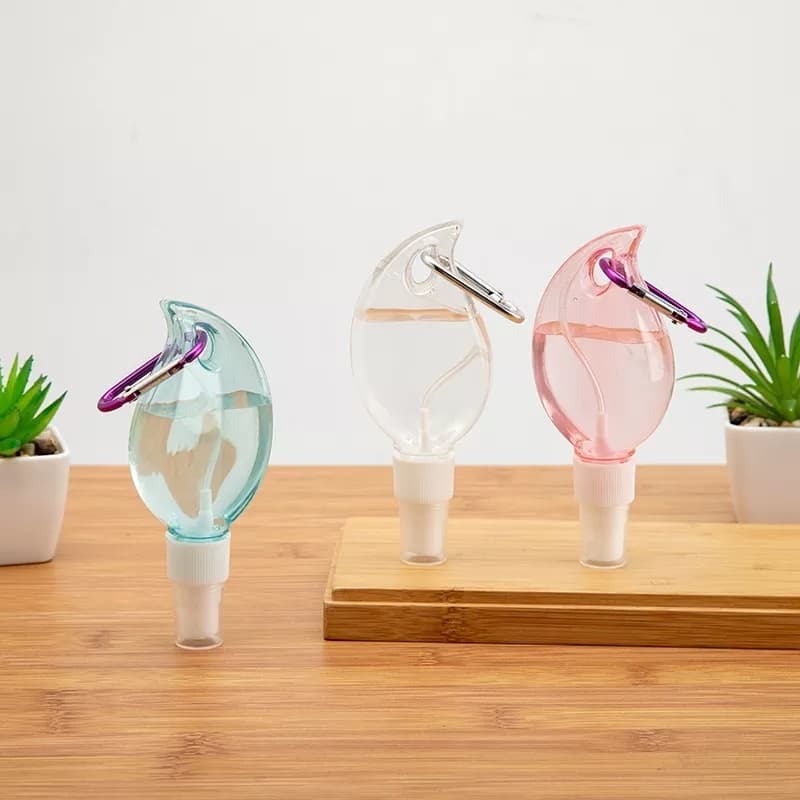 KIT 12 PORTA ALCOOL EM GEL / PERFUME 60ML DE PLASTICO COM VALVULA SPRAY VIAGENS / BOLSA(FOLHA/CORAÇÃO)