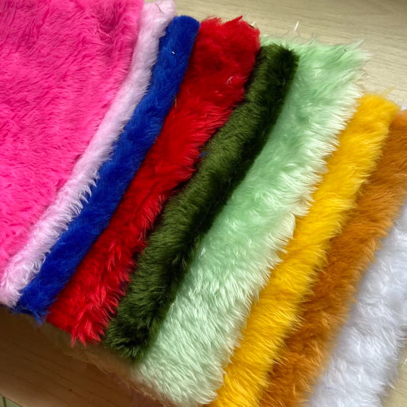 Tecido Pelúcia Média 35 x 25 cm Corino Lonita Sintético para Personalizados de Luxo