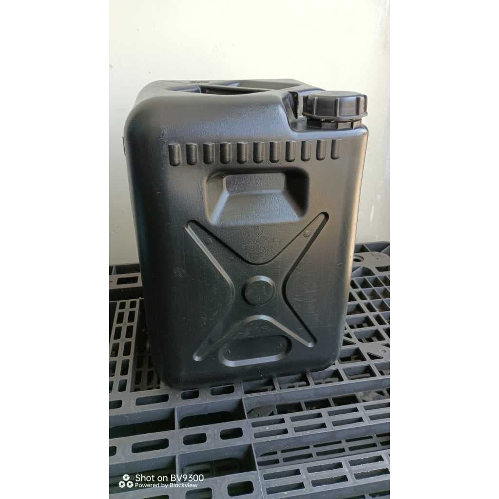 Galão 25 Litros Reforçado Transporte de Liquidos Combustivel Gasolina Agua Diesel Sabão Quimicos Reuso