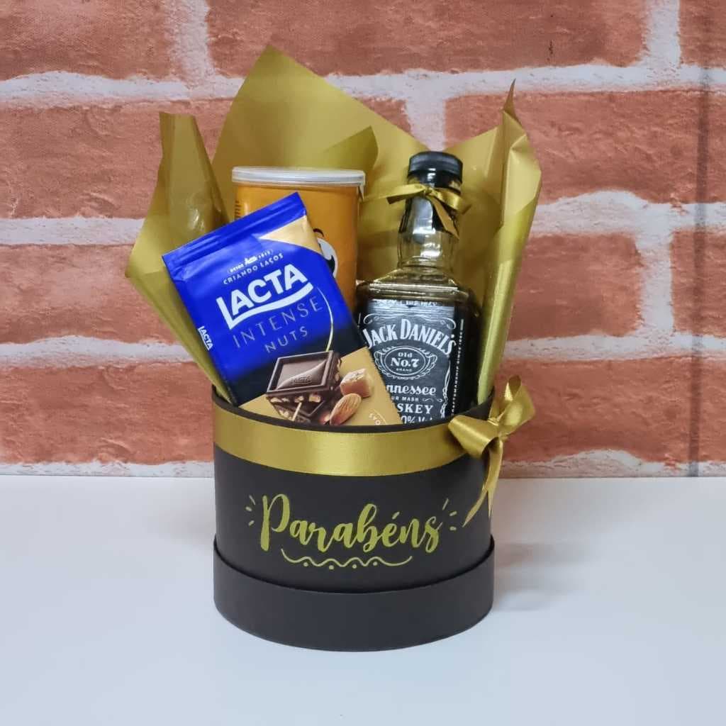 CAIXA REDONDA P 15X11cm CARTONADA (UNIDADE) **adesivo vendido separadamente