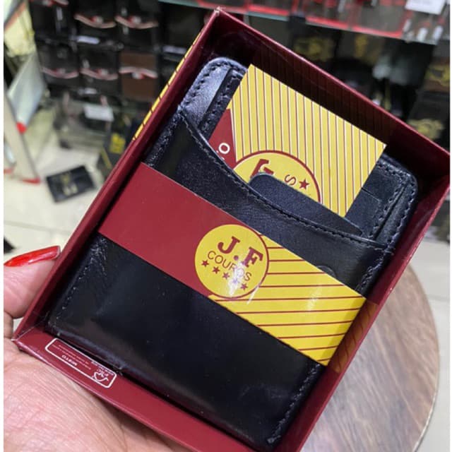Carteira masculino Jf couro legítimo 💯 preta .