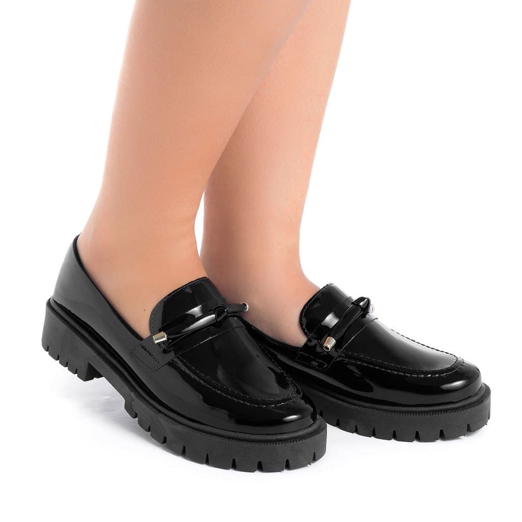 Sapato Mocassim Feminino Sola Tratorada Fashion Lançamento Verniz Enfeite Lacinho Moderno Sofiolí