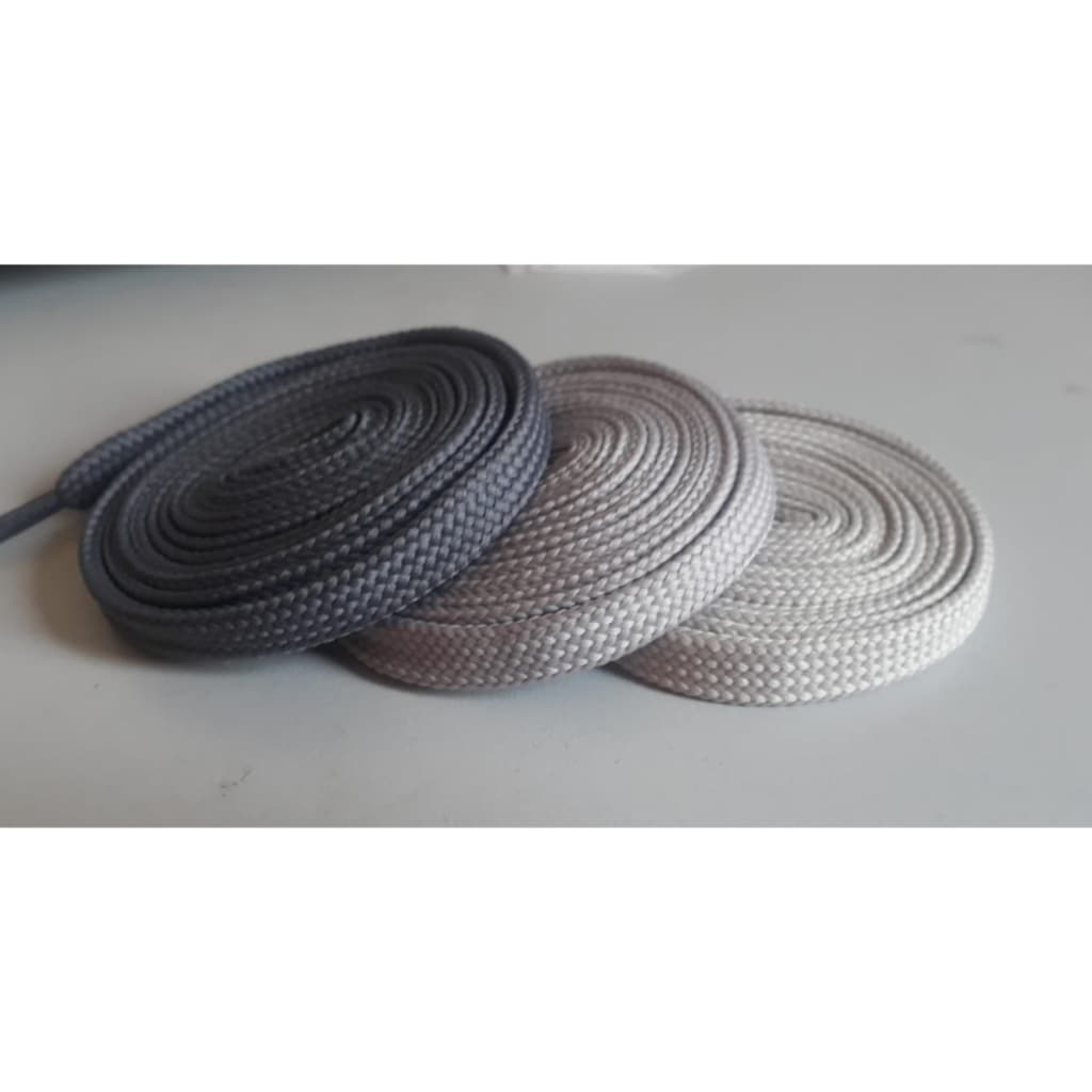 2 PARES DE CADARÇO TAMANHO 1,50cm EM POLIESTER NAS CORES BRANCO, PRETOU, AZUL MARINHO E 3 TONS DE CINZA