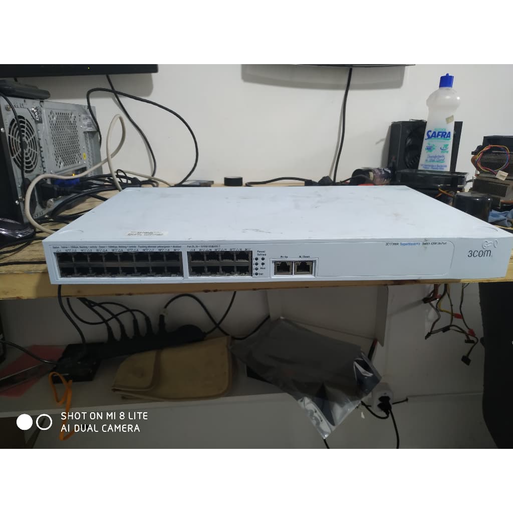 Swtch 4200 26-Port 3COM