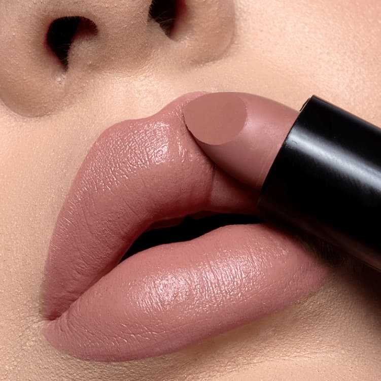 Batom Cremoso Vegano Dailus 11 Distraída | Nude Clássico, Efeito Brilhante e Manteiga de Karité.