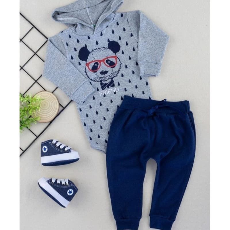 Conjunto kit body 2 peças com um body e uma calça saruel