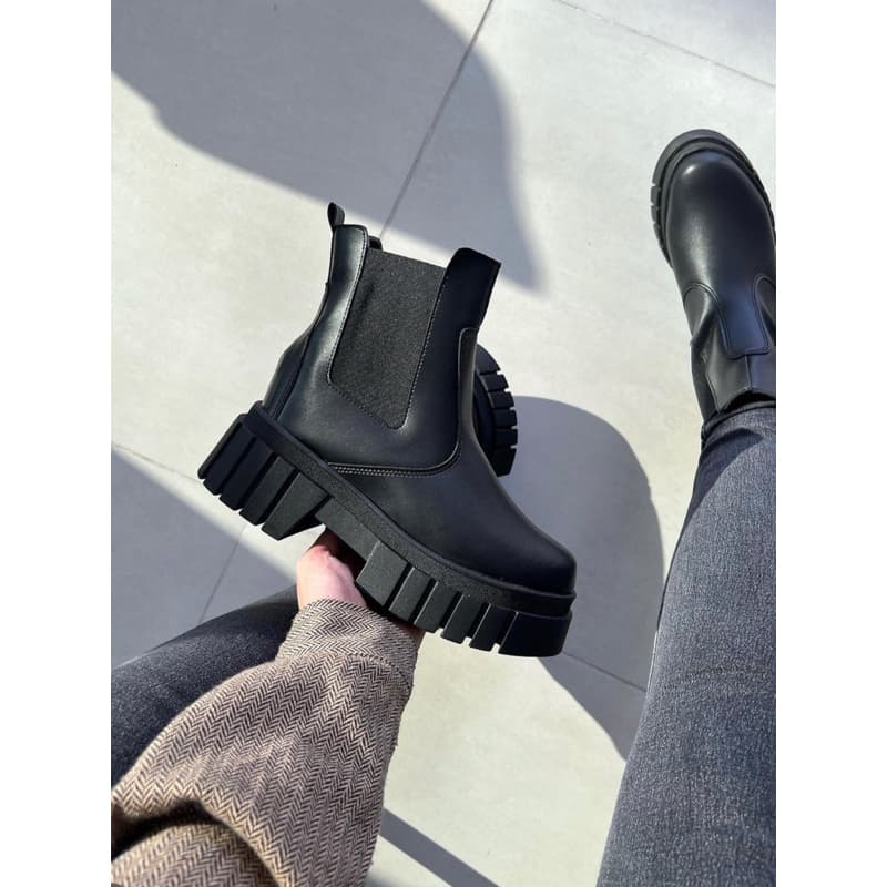 Bota Chelsea Feminina Cano Curto Elástico Confortável Inverno 2026 Blogueira Resistente - Alliah Calçados