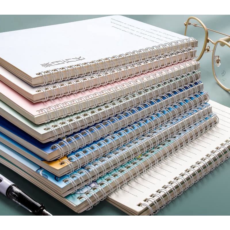 Kit com 4 cadernos A5, B5,capas fofas e impermeável,