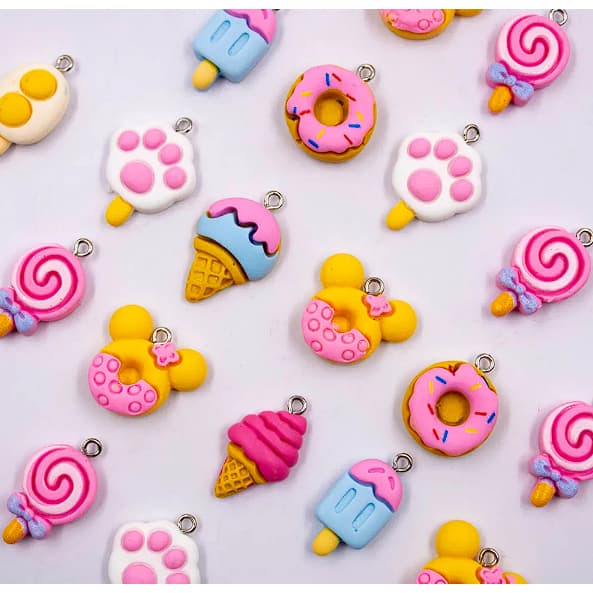 Pingente em Resina DOCES - 10 unidades com pitão