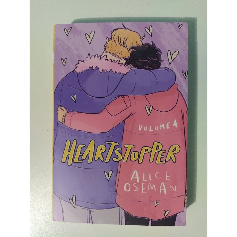 Heartstopper Volume 4 (PAPERBACK)