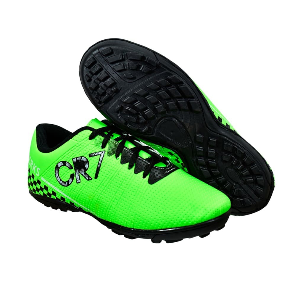 Chuteira Infantil Masculina Ideal para Grama e Society Futebol