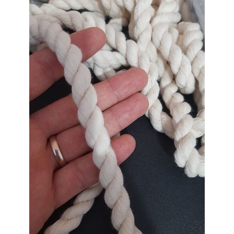 Cordão algodão torcido\Corda redondo/ artesanato/trançado/ rolo 10 mts
