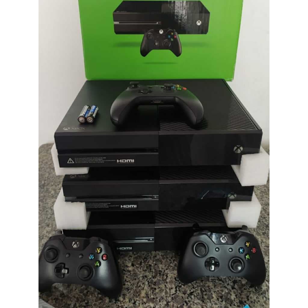 Xbox One 500GB 250 jogos FIFA 23, FAR CRY 6, FORTNITE  pronta entrega c/garantia PASS ULTIMATE