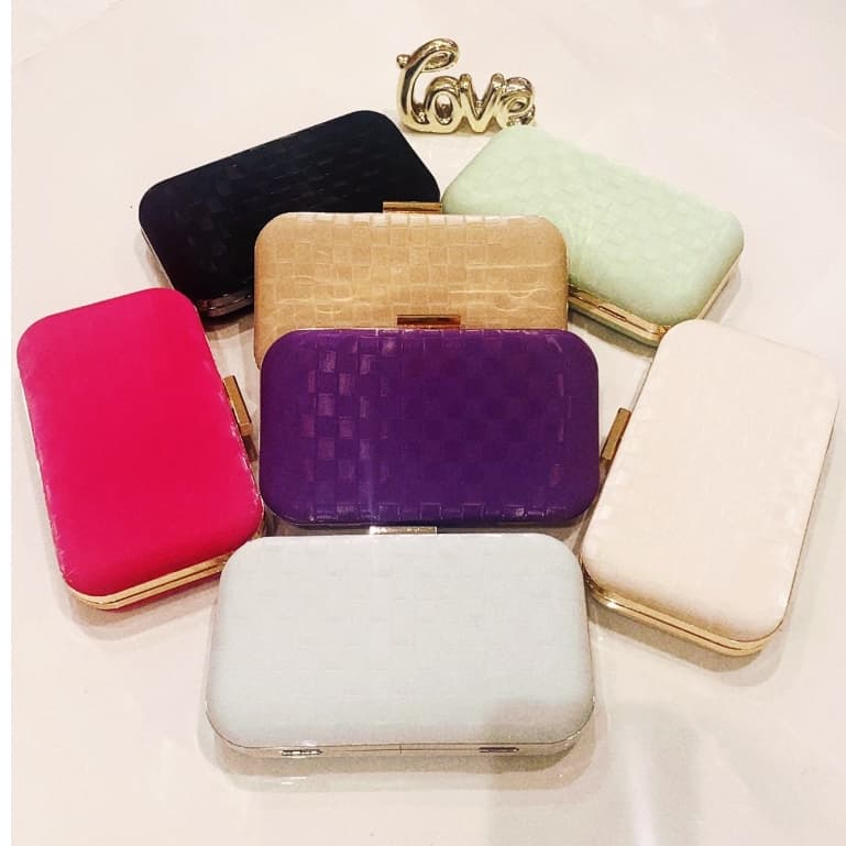 Carteira Feminina de Festa Cabe Celular com Alça Transversal WT168-145