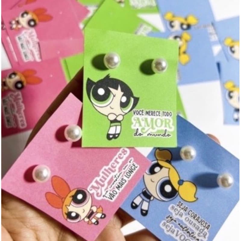 50 Tags + brinco perola mimo para cliente meninas super poderosas